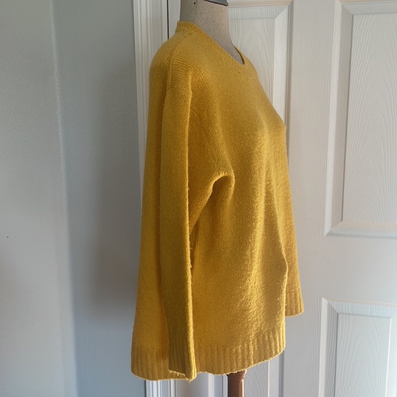 Philosophy sweater pull over crew neck long sleeve high low yellow womens size L - Picture 2 of 6